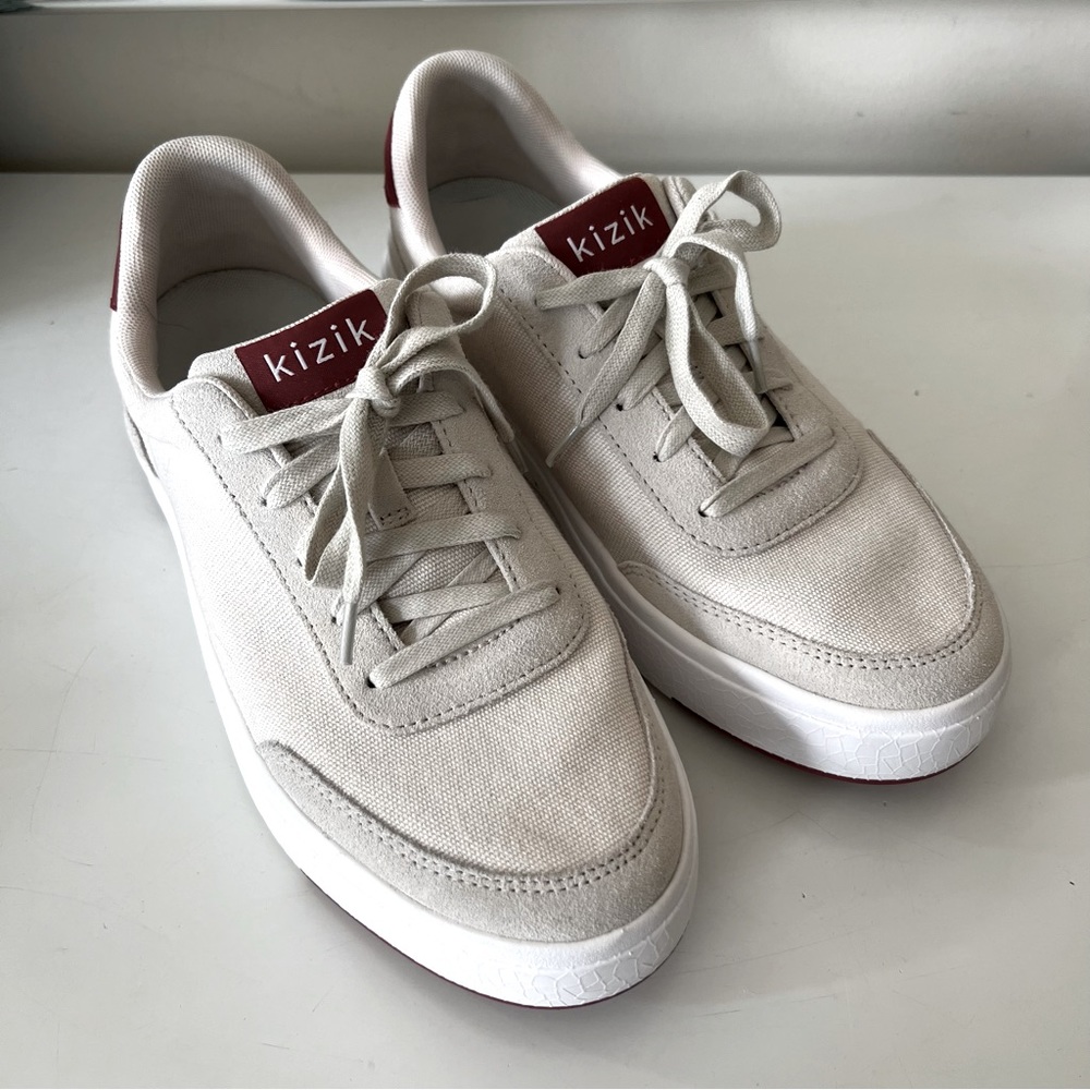 Kizik The Prague Hands Free Sneakers Unisex M 8 / W 9.5 Crème Brûlée